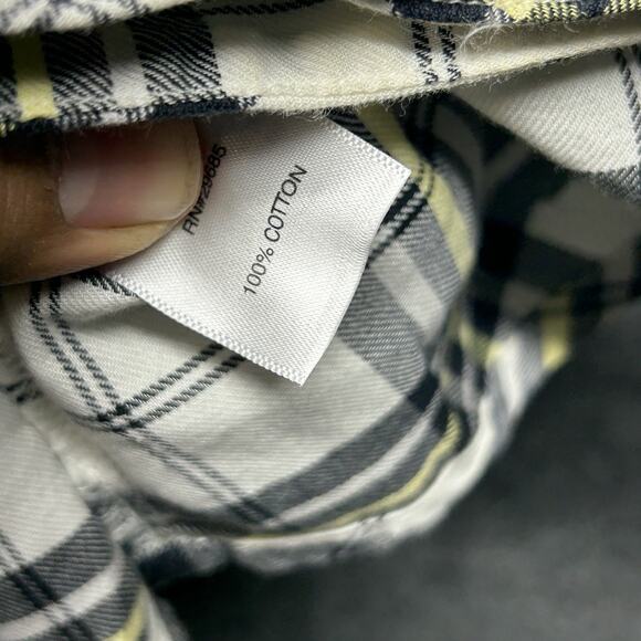 Pendleton Plaid Flannel Shirt Size M‎ White Black Long Sleeve Button Up Cotton - Picture 3 of 7